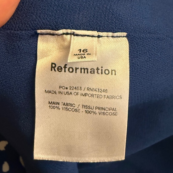 Reformation JULIETTE Midi Dress with Side Slit in Blue and White Print - Picture 4 of 5